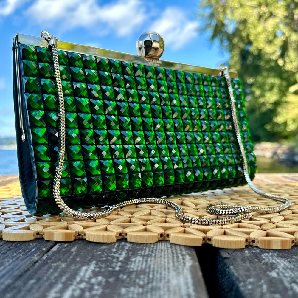 💚 KATE SPADE EMERALD GREEN PURSE